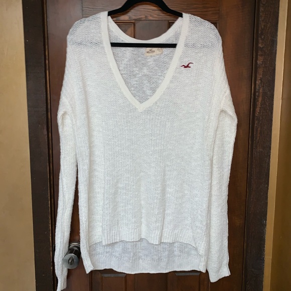 thin oversized sweater